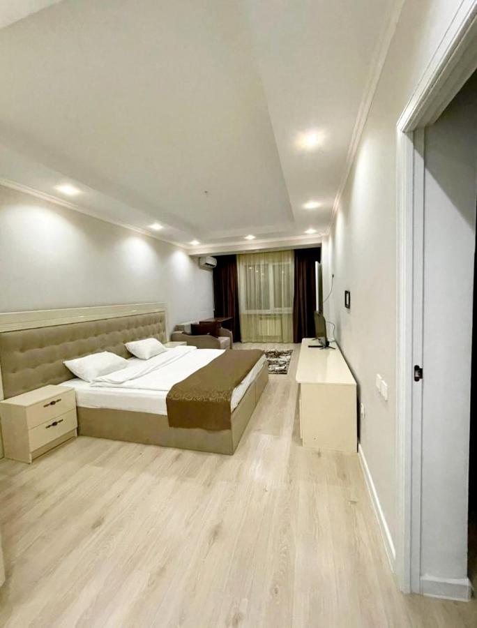 Gold Boutique Hotel Almaty Exterior photo